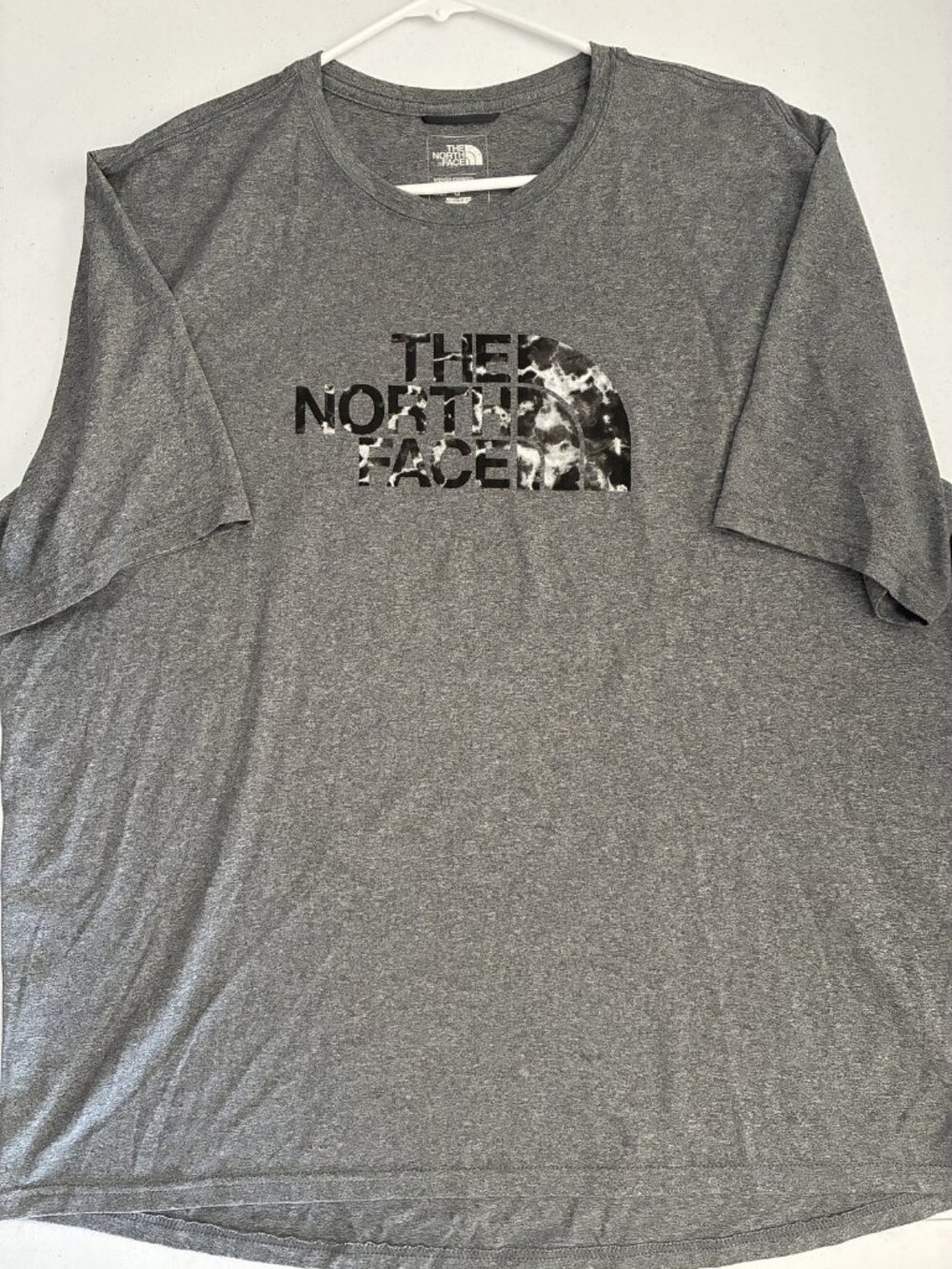 The North Face Men's XL Heather Grey ACTIVE FIT Half Dome Graphic Tee